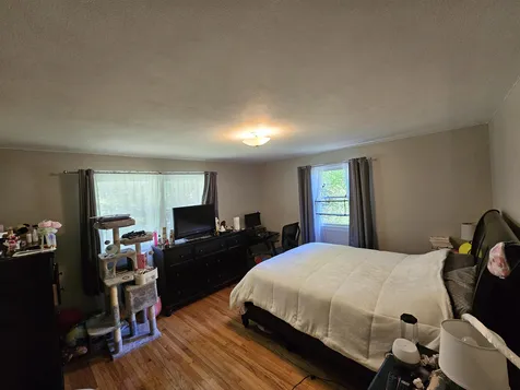 2 Hampshire Avenue Durham NH 03824