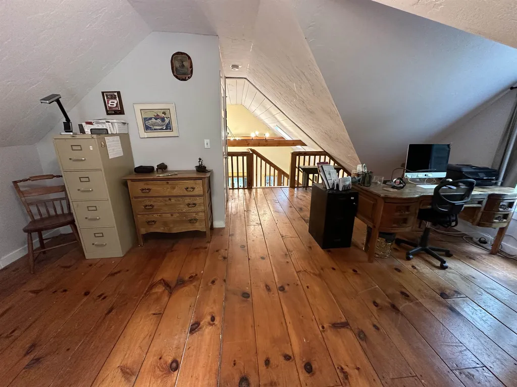 63 Stagecoach Road Barrington NH 03825