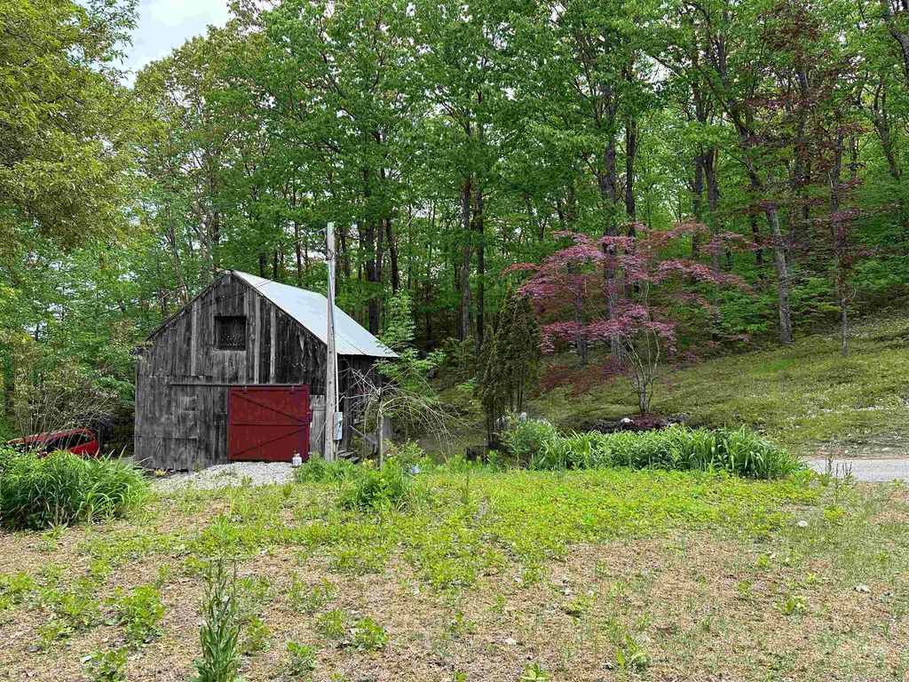 63 Stagecoach Road Barrington NH 03825