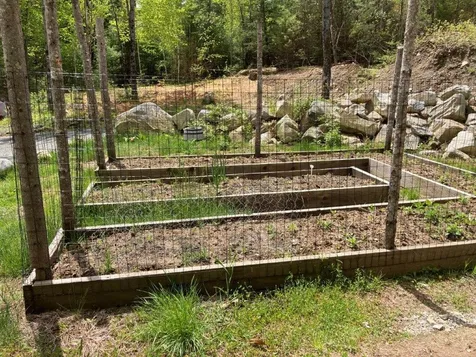 45 Eringlen Way Canaan NH 03741