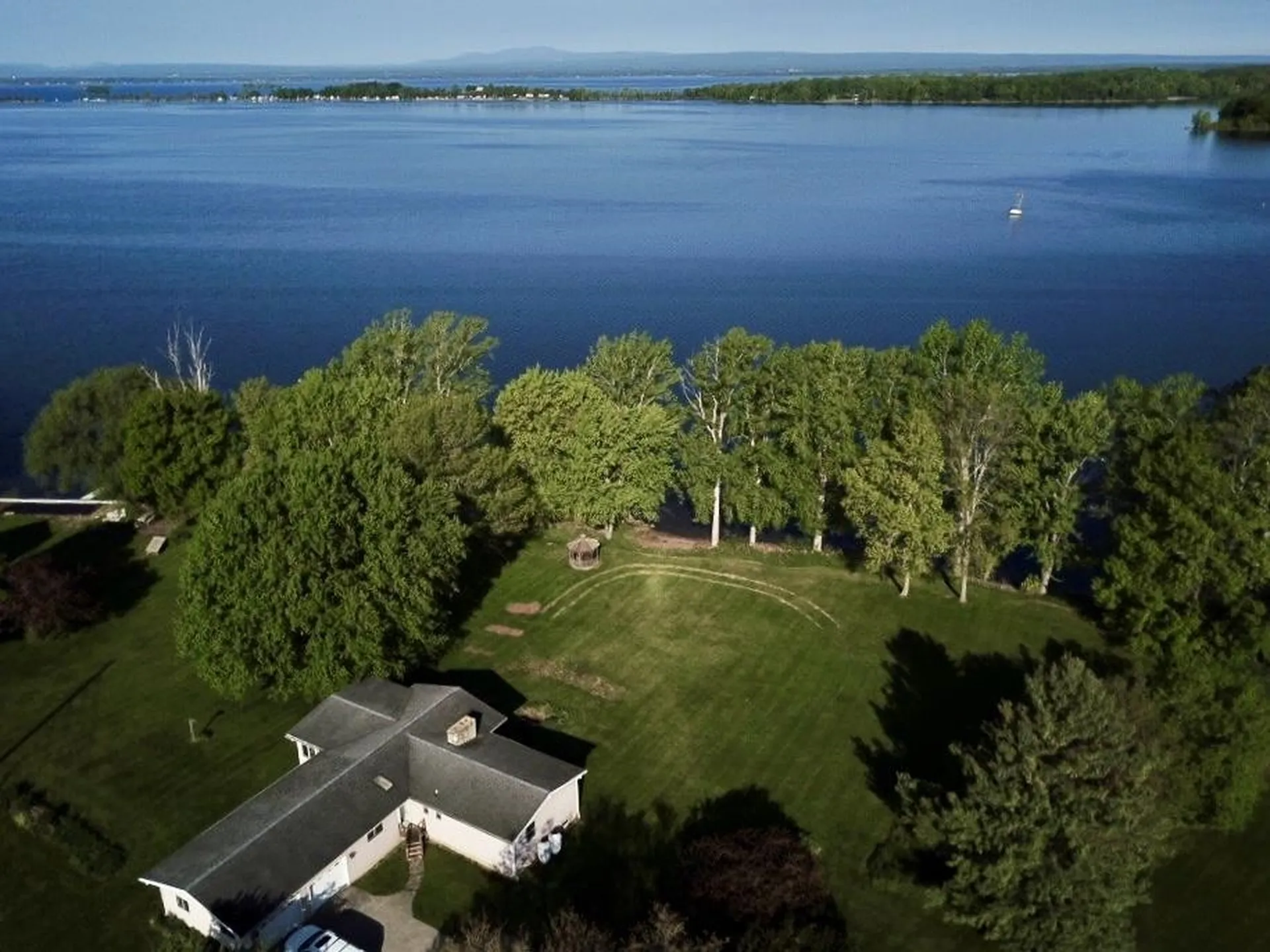 17 Drawbridge Lane Grand Isle VT 05458