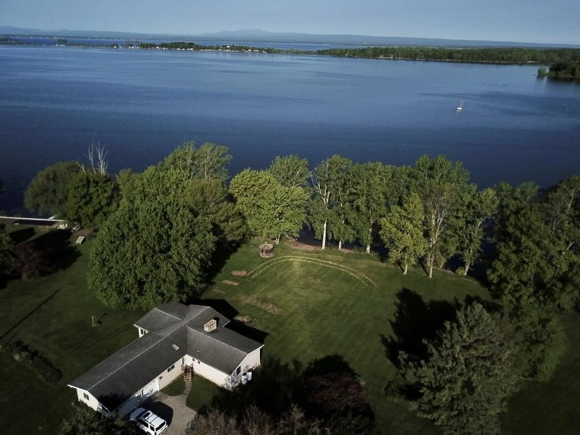 17 Drawbridge Lane Grand Isle VT 05458