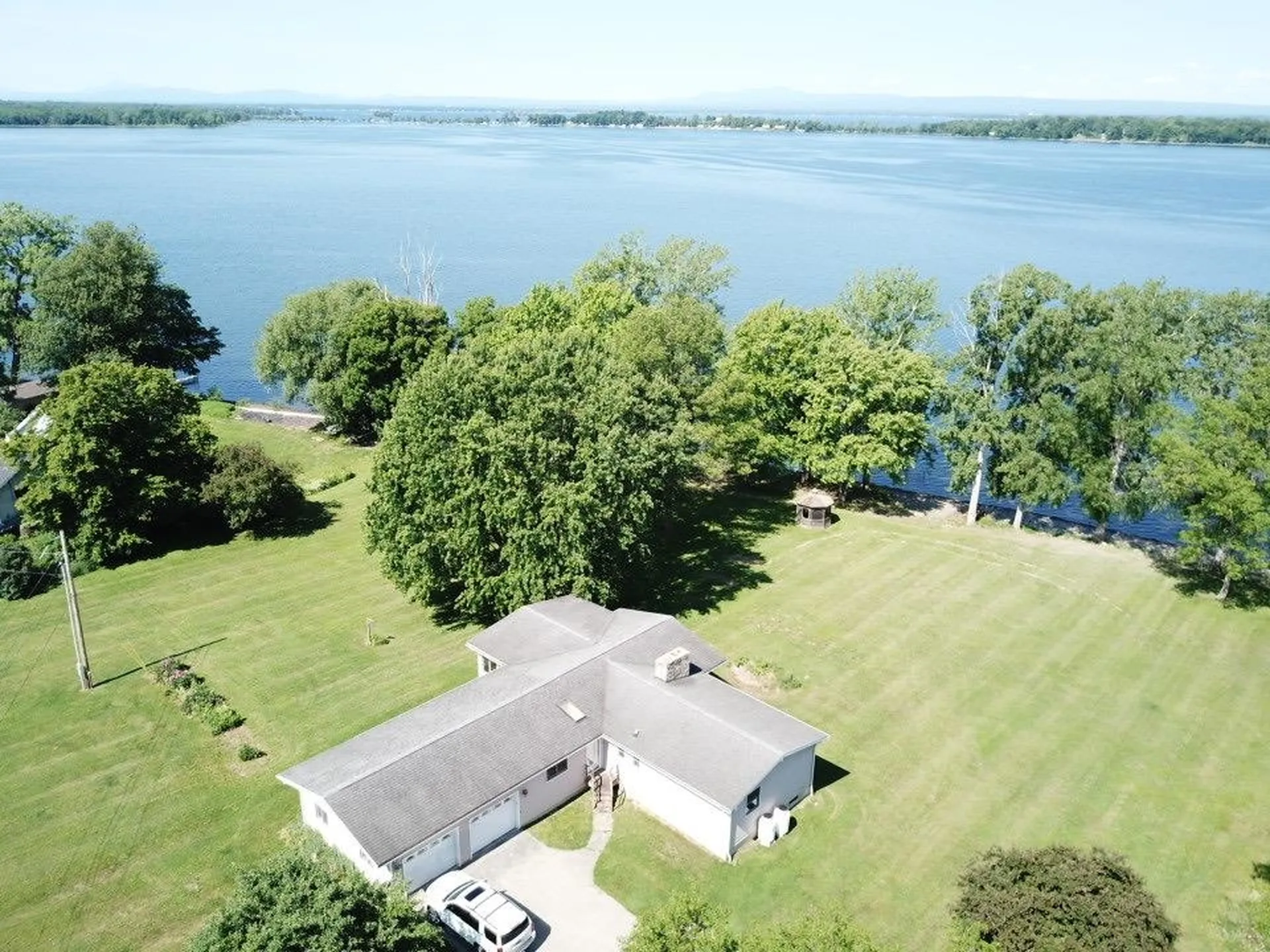 17 Drawbridge Lane Grand Isle VT 05458