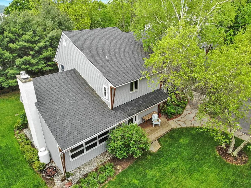 21 General Greene Road Shelburne VT 05482