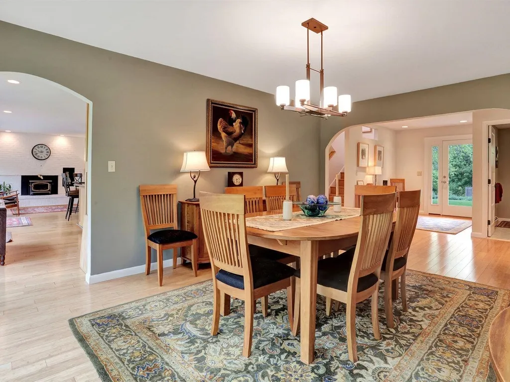 21 General Greene Road Shelburne VT 05482