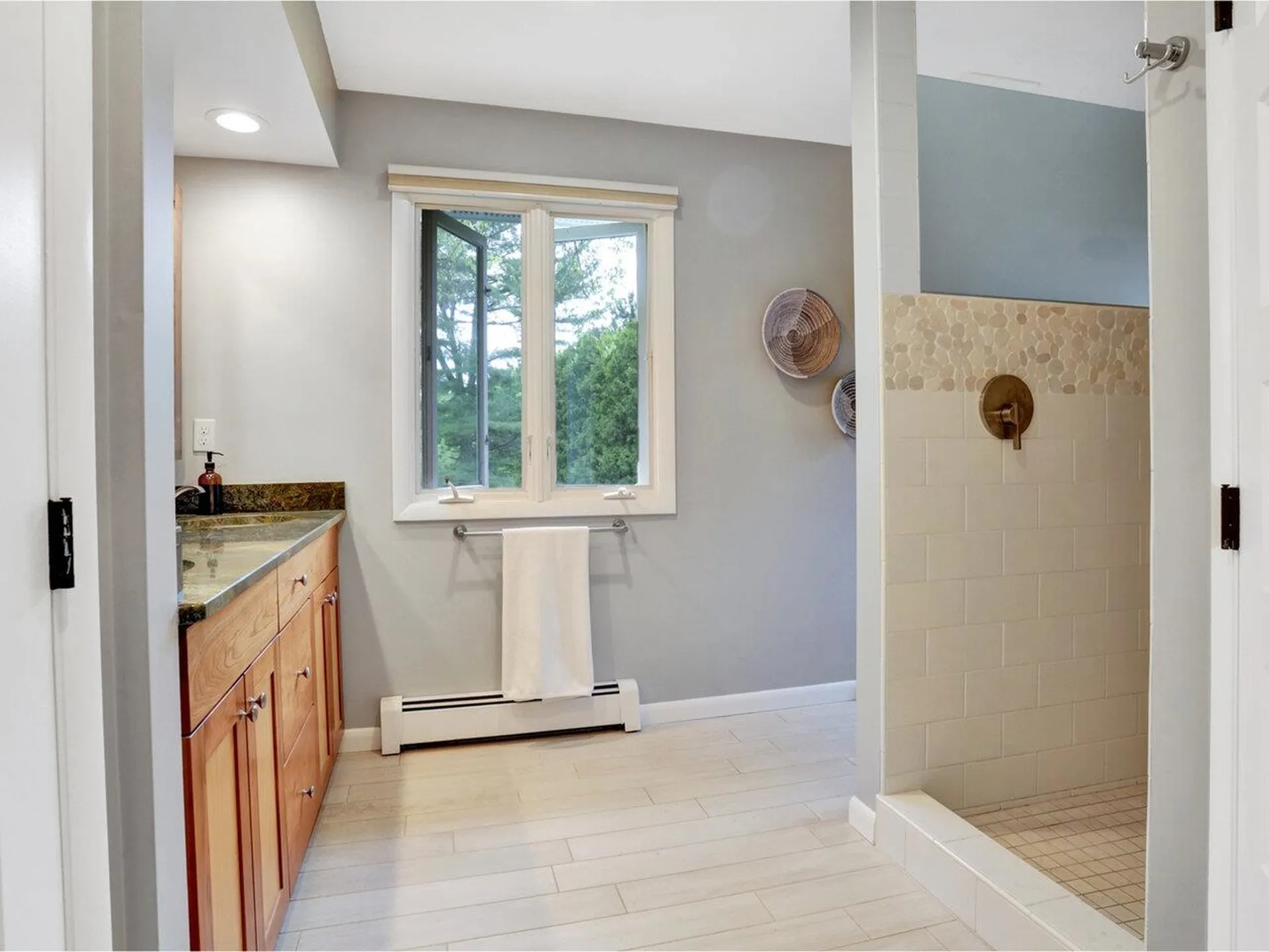 21 General Greene Road Shelburne VT 05482