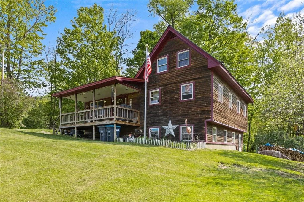 302 Brook Road Chelsea VT 05038