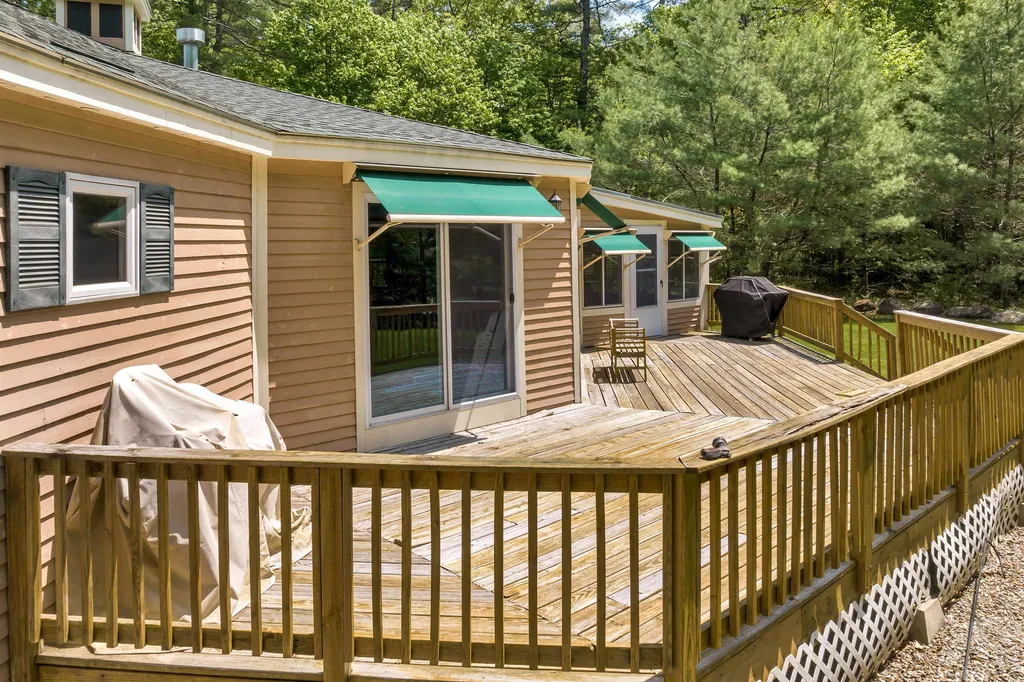 368 Winaukee Road Moultonborough NH 03254