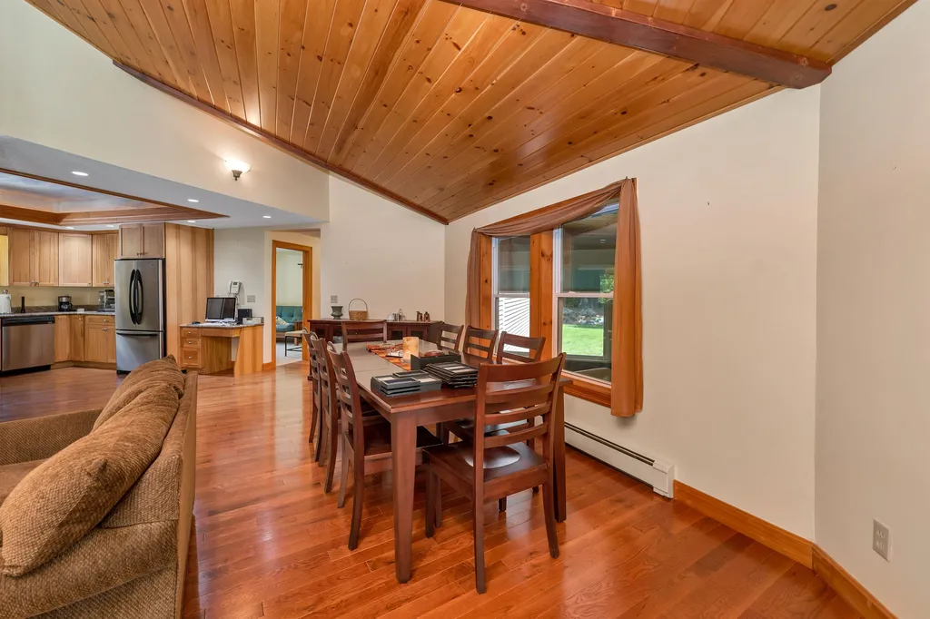 368 Winaukee Road Moultonborough NH 03254