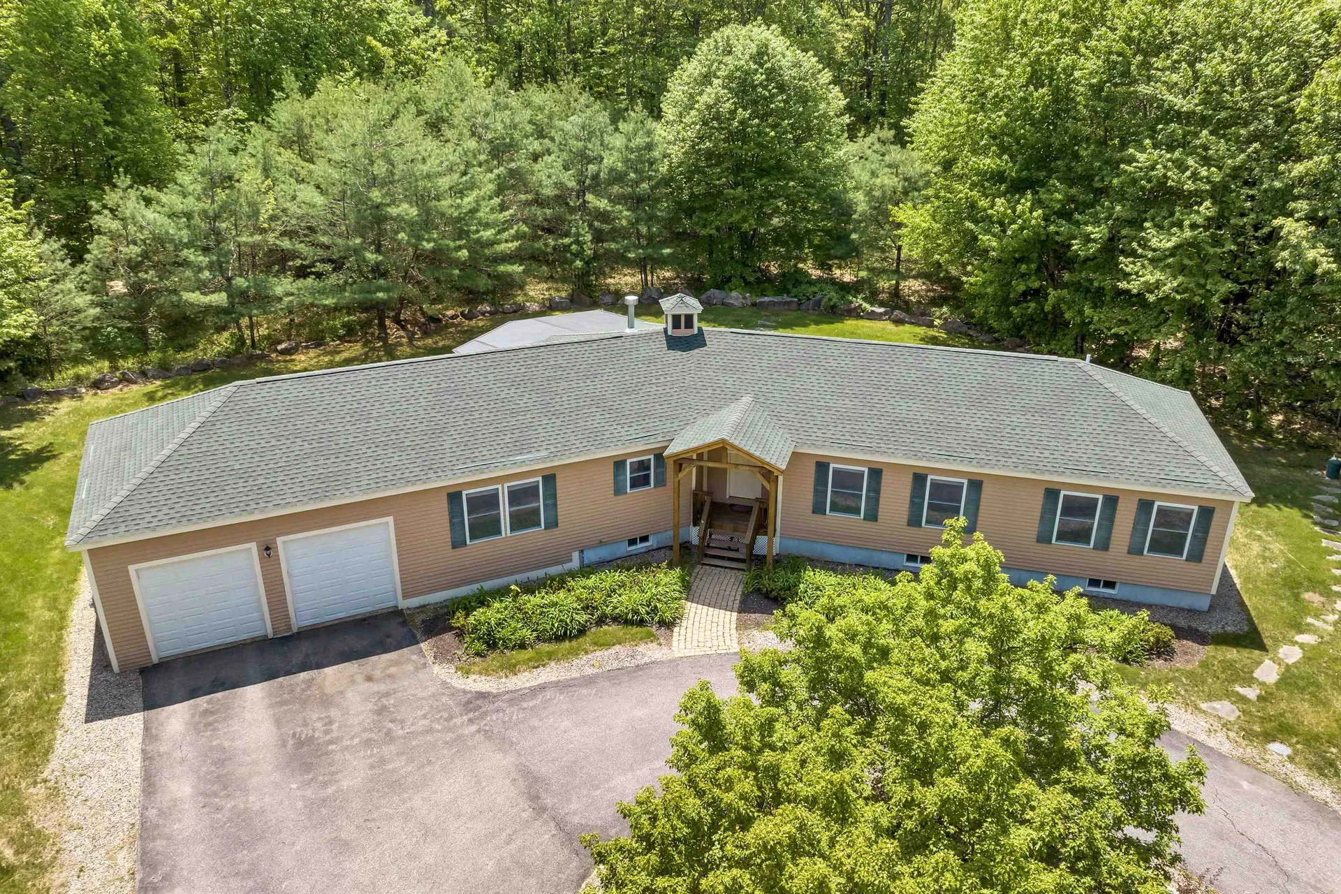 368 Winaukee Road Moultonborough NH 03254