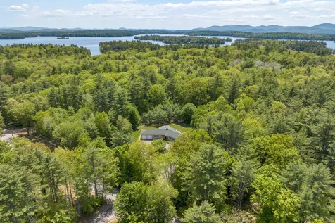 368 Winaukee Road Moultonborough NH 03254