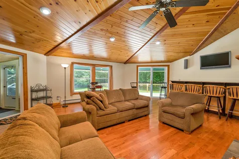 368 Winaukee Road Moultonborough NH 03254