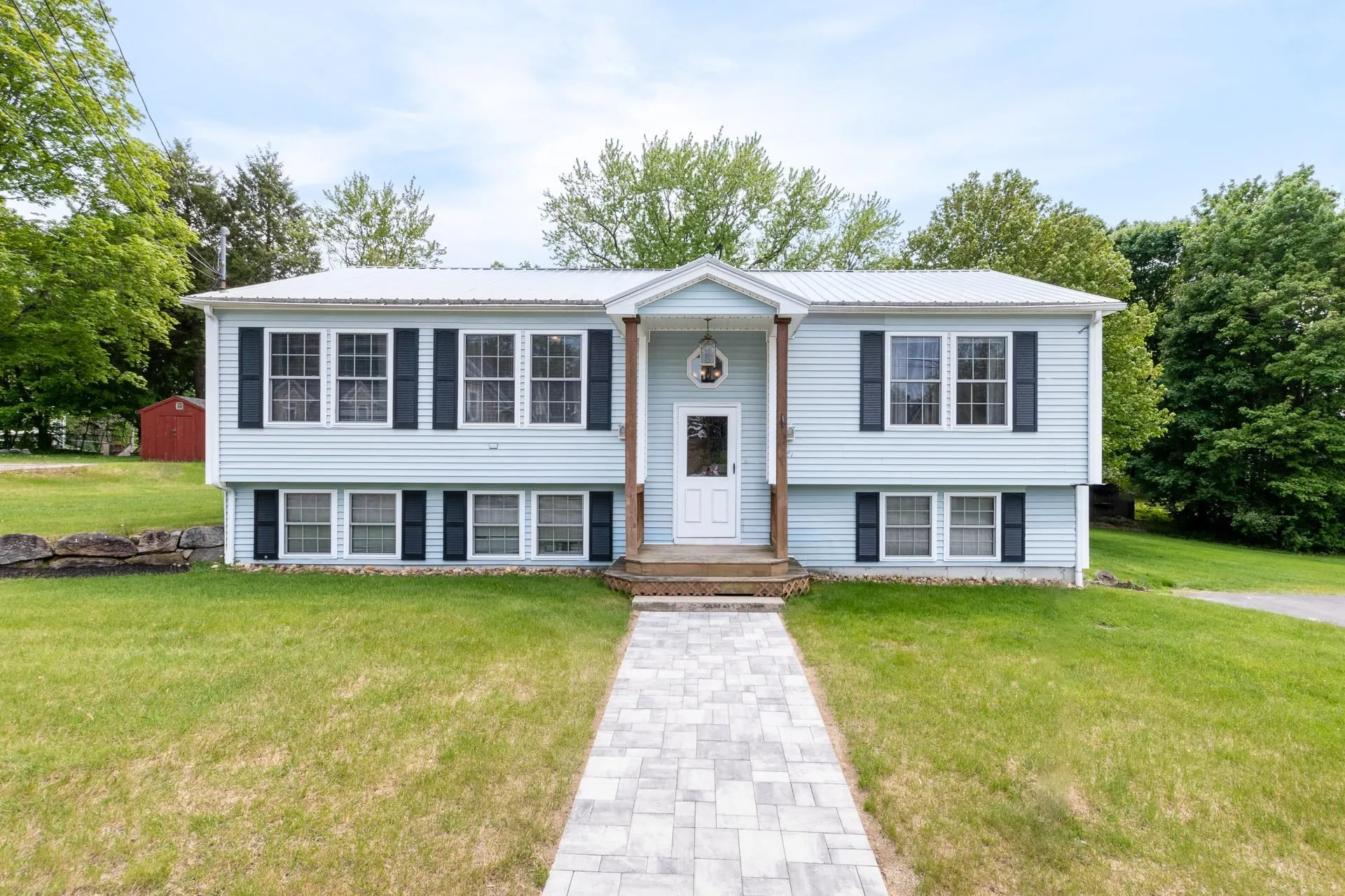 21 Taylor Street Laconia NH 03246