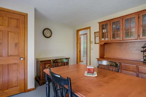 10 Joanne Drive Hooksett NH 03106
