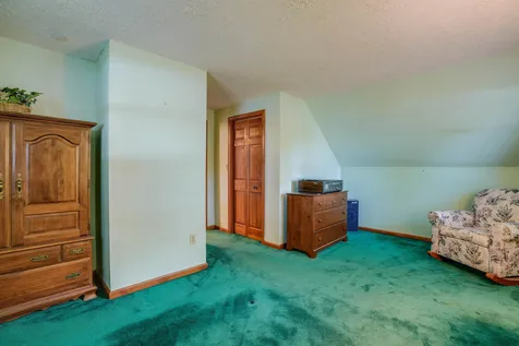 10 Joanne Drive Hooksett NH 03106