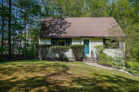 10 Joanne Drive Hooksett NH 03106