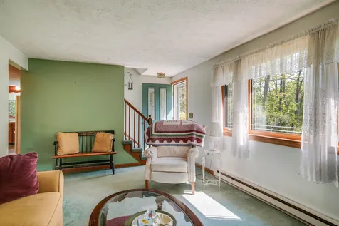 10 Joanne Drive Hooksett NH 03106
