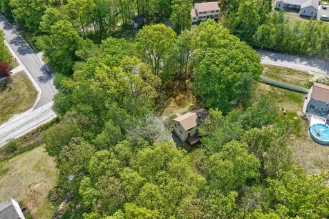 10 Joanne Drive Hooksett NH 03106