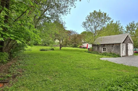 87 Granger Street Rutland City VT 05701