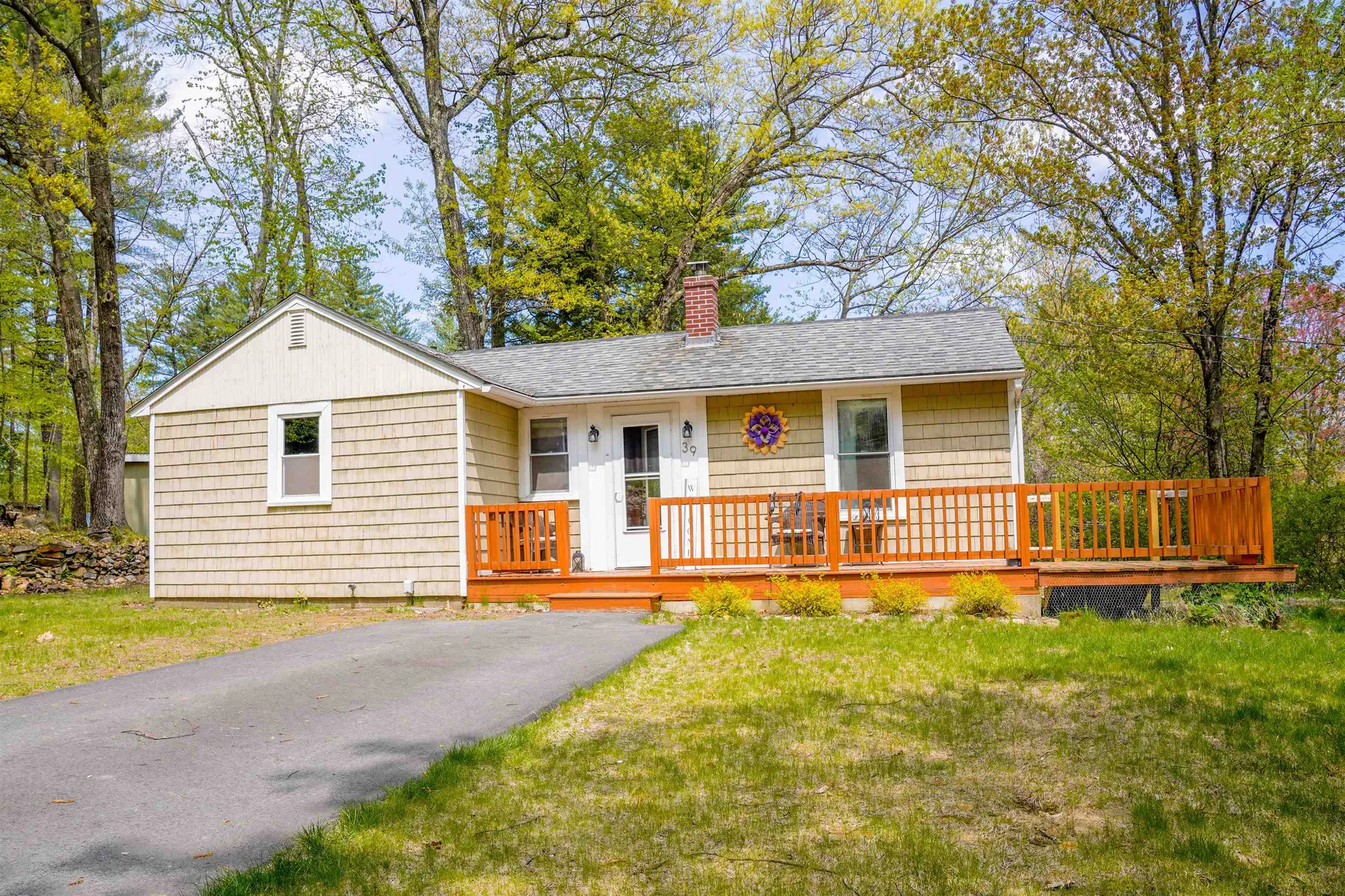 39 Lynchville Park Road Goffstown NH 03045