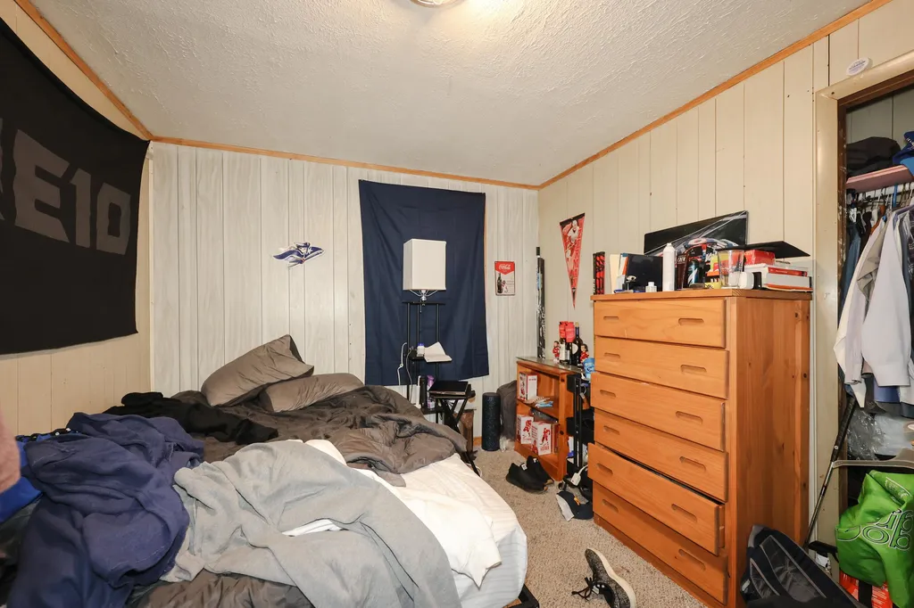 179 Pine Street Manchester NH 03103