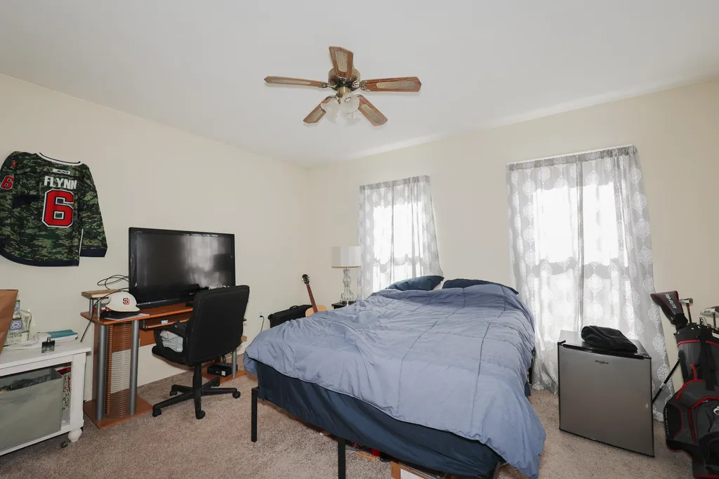 179 Pine Street Manchester NH 03103