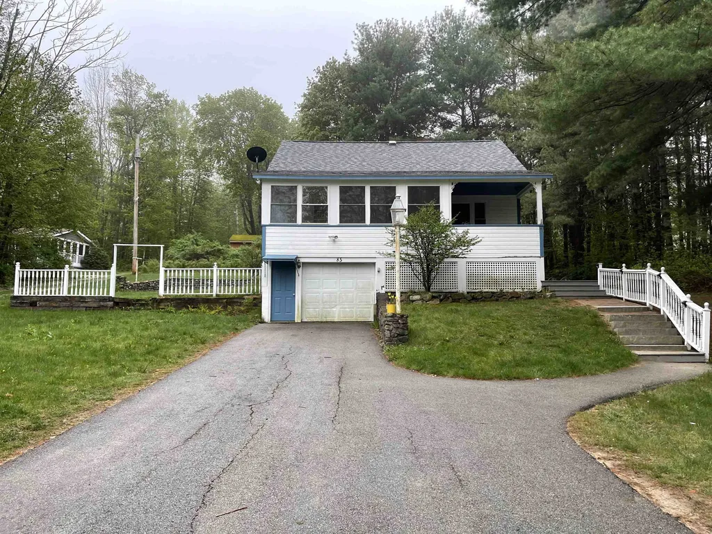 85 Railroad Avenue Alton NH 03810