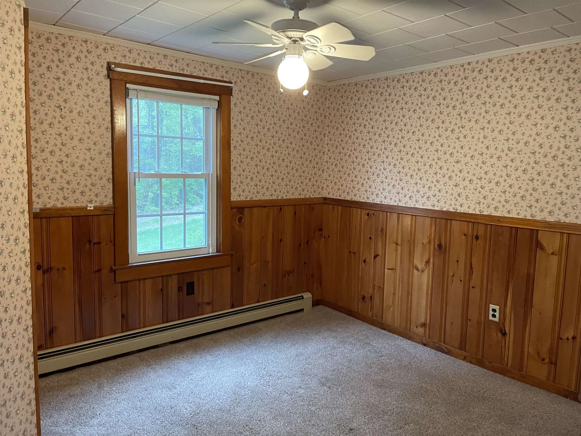 85 Railroad Avenue Alton NH 03810