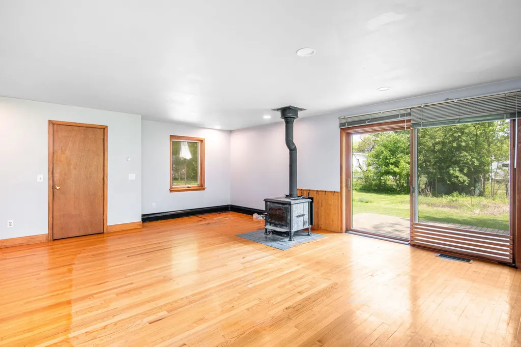 20 Peterson Terrace South Burlington VT 05403