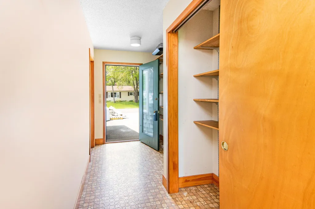 20 Peterson Terrace South Burlington VT 05403