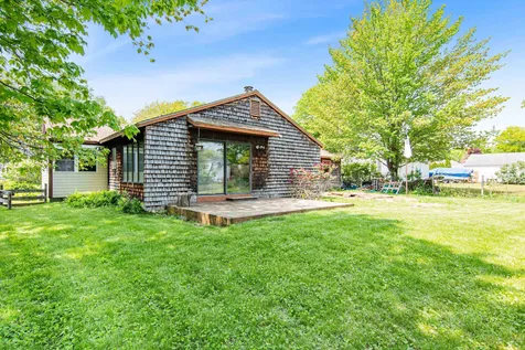 20 Peterson Terrace South Burlington VT 05403