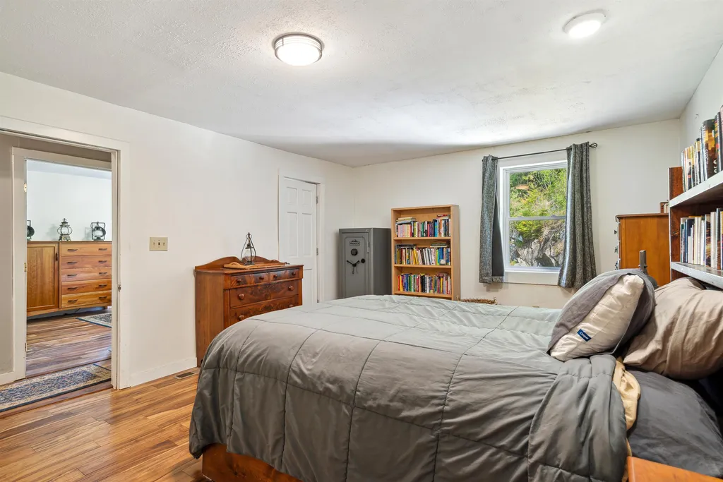 5402 Route 113 Thetford VT 05075