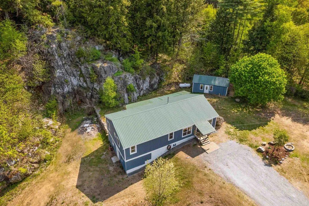 5402 Route 113 Thetford VT 05075