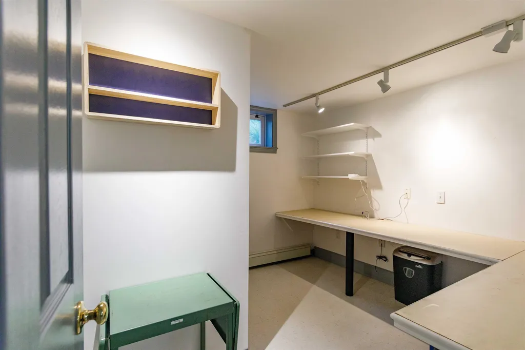 213 Pleasant Avenue Burlington VT 05408