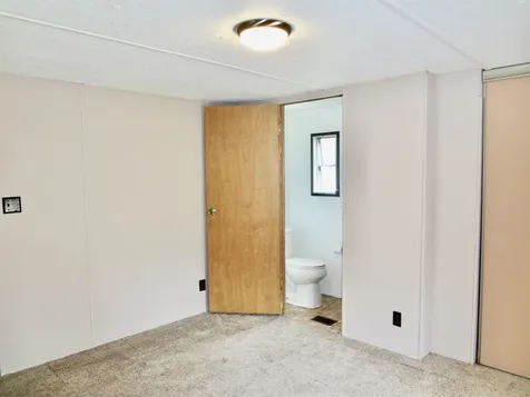 344 Old Lake Shore Road Gilford NH 03249