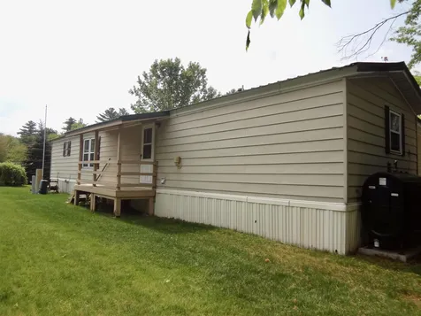 344 Old Lake Shore Road Gilford NH 03249