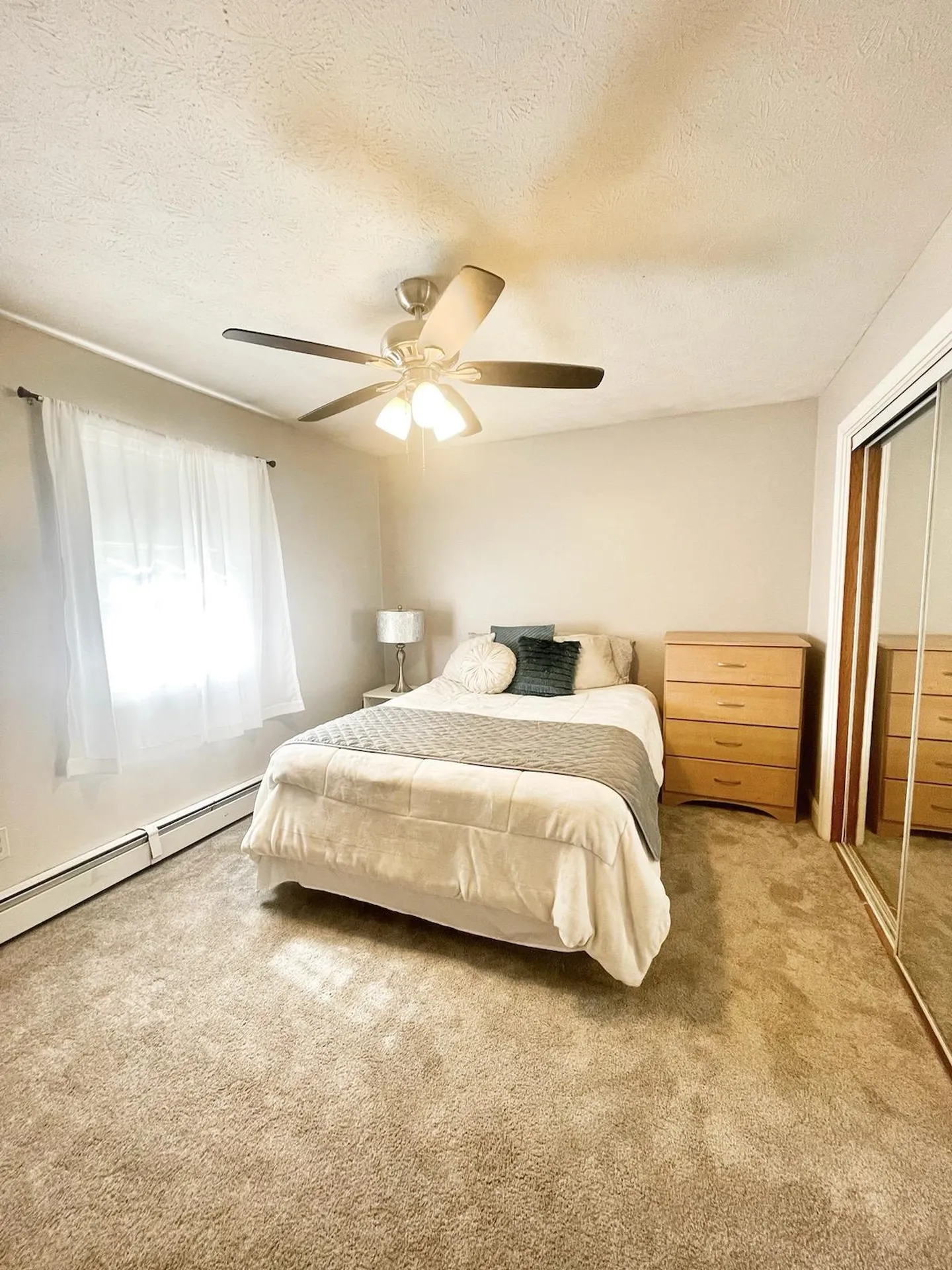 22 Sandy Brook Lane Londonderry NH 03053