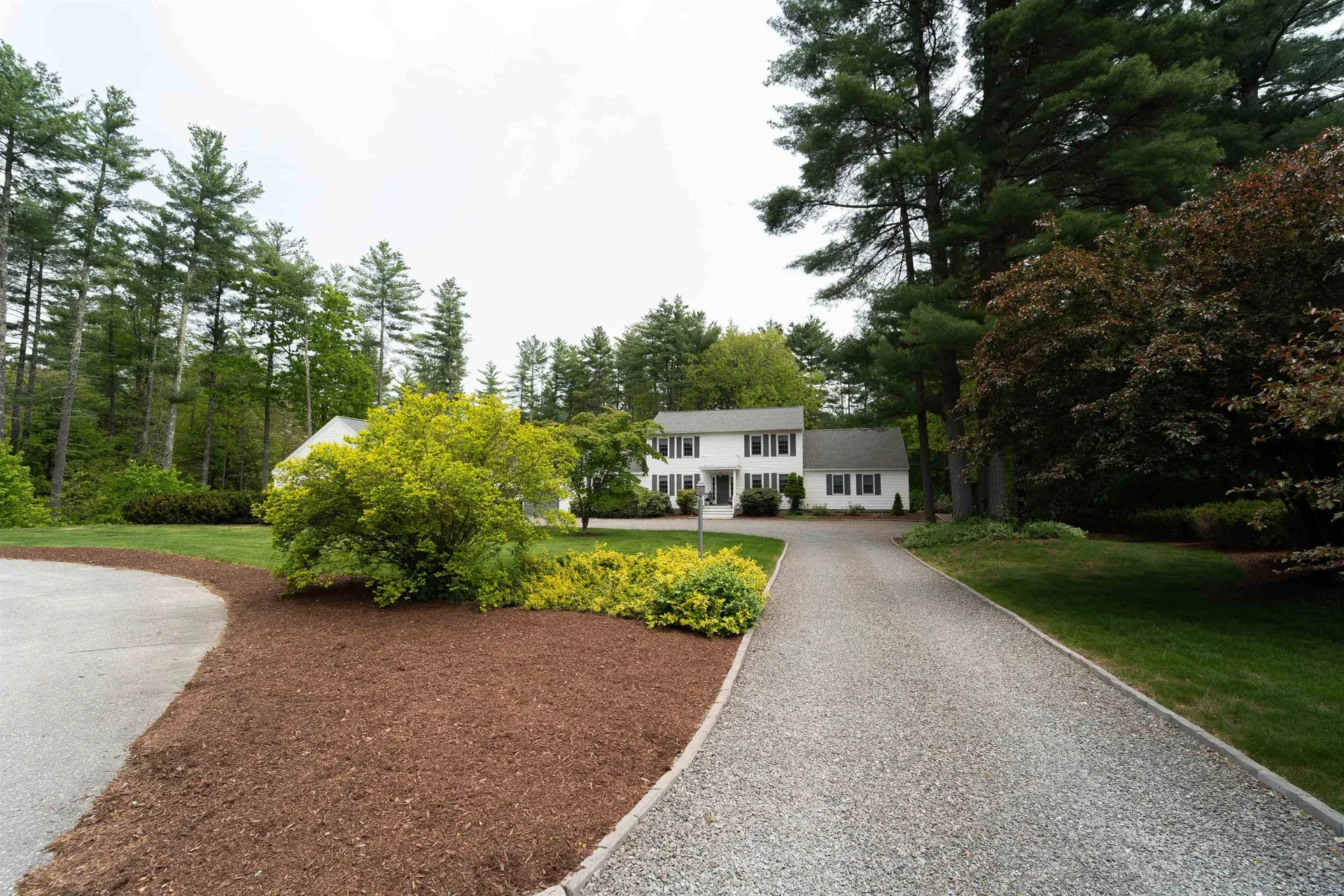 22 Sandy Brook Lane Londonderry NH 03053