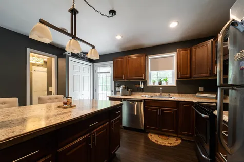 22 Sandy Brook Lane Londonderry NH 03053