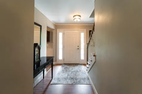 22 Sandy Brook Lane Londonderry NH 03053