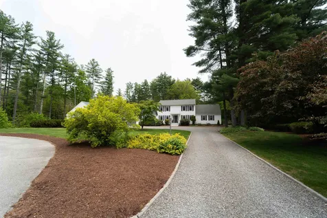 22 Sandy Brook Lane Londonderry NH 03053