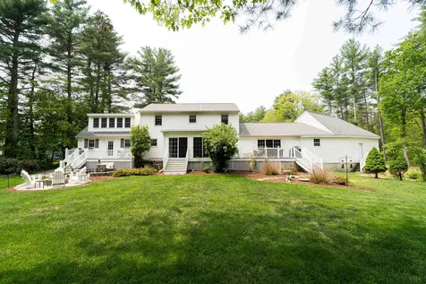 22 Sandy Brook Lane Londonderry NH 03053