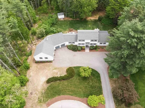 22 Sandy Brook Lane Londonderry NH 03053
