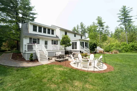 22 Sandy Brook Lane Londonderry NH 03053