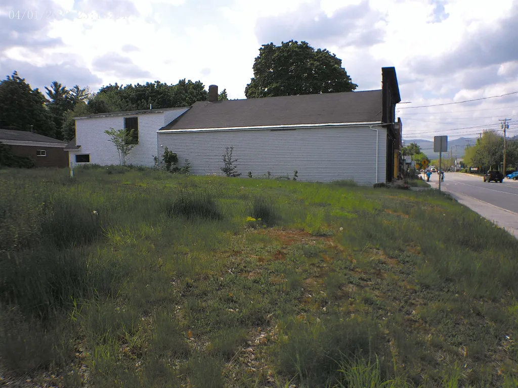 95 Main Street, Gorham NH Real Estate Listing MLS 4954122 Teamner