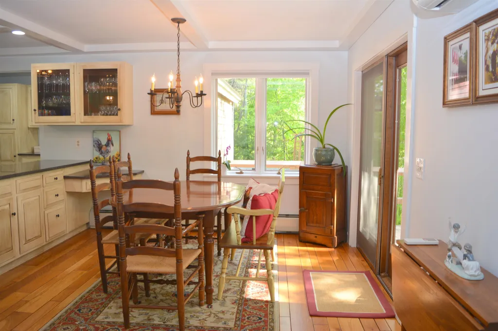 27 Fairway Drive Grantham NH 03753