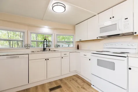 316 Friar Tuck Drive Exeter NH 03833