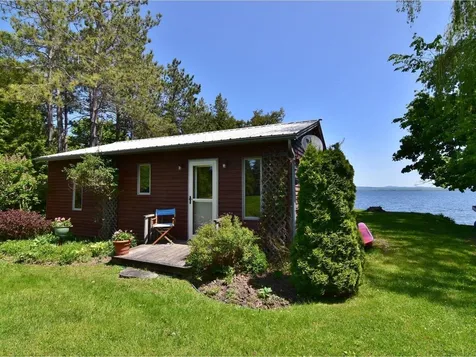 17 Mountain View Lane North Hero VT 05474