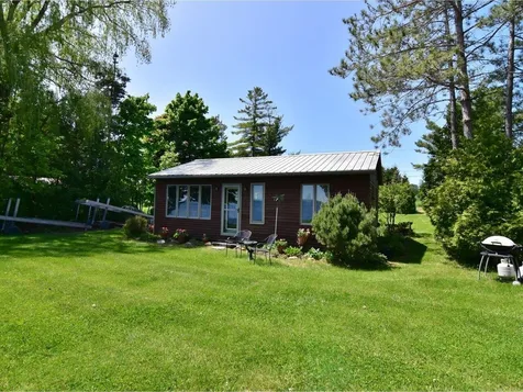 17 Mountain View Lane North Hero VT 05474