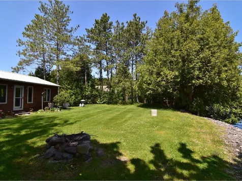 17 Mountain View Lane North Hero VT 05474